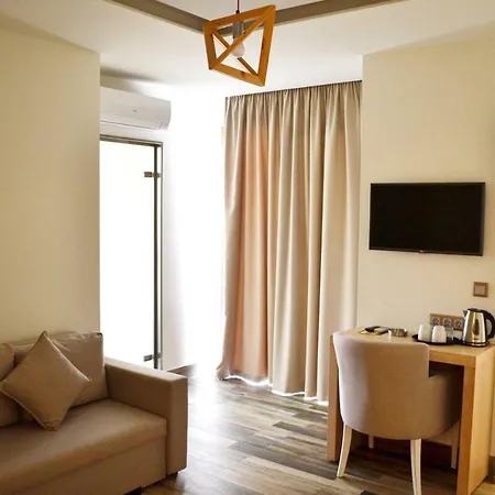 Psili Ammos Seaside Luxury Potos