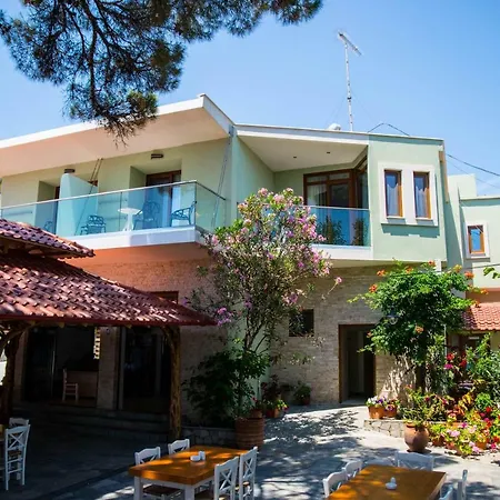 Psili Ammos Seaside Luxury 3* Potos