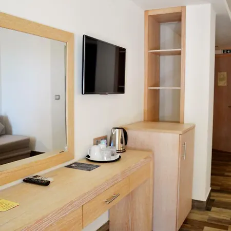 Psili Ammos Seaside Luxury Aparthotel 3*